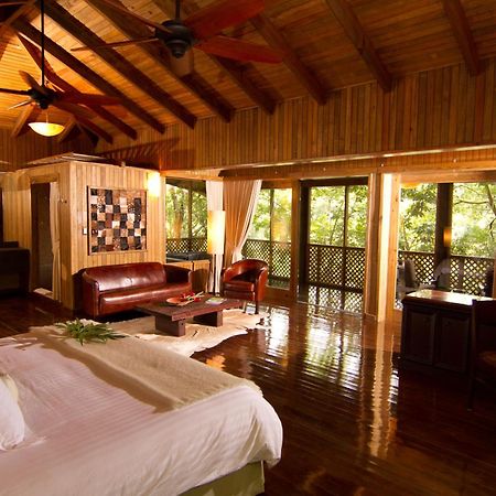 Las Lagunas Boutique Hotel Flores Exterior foto