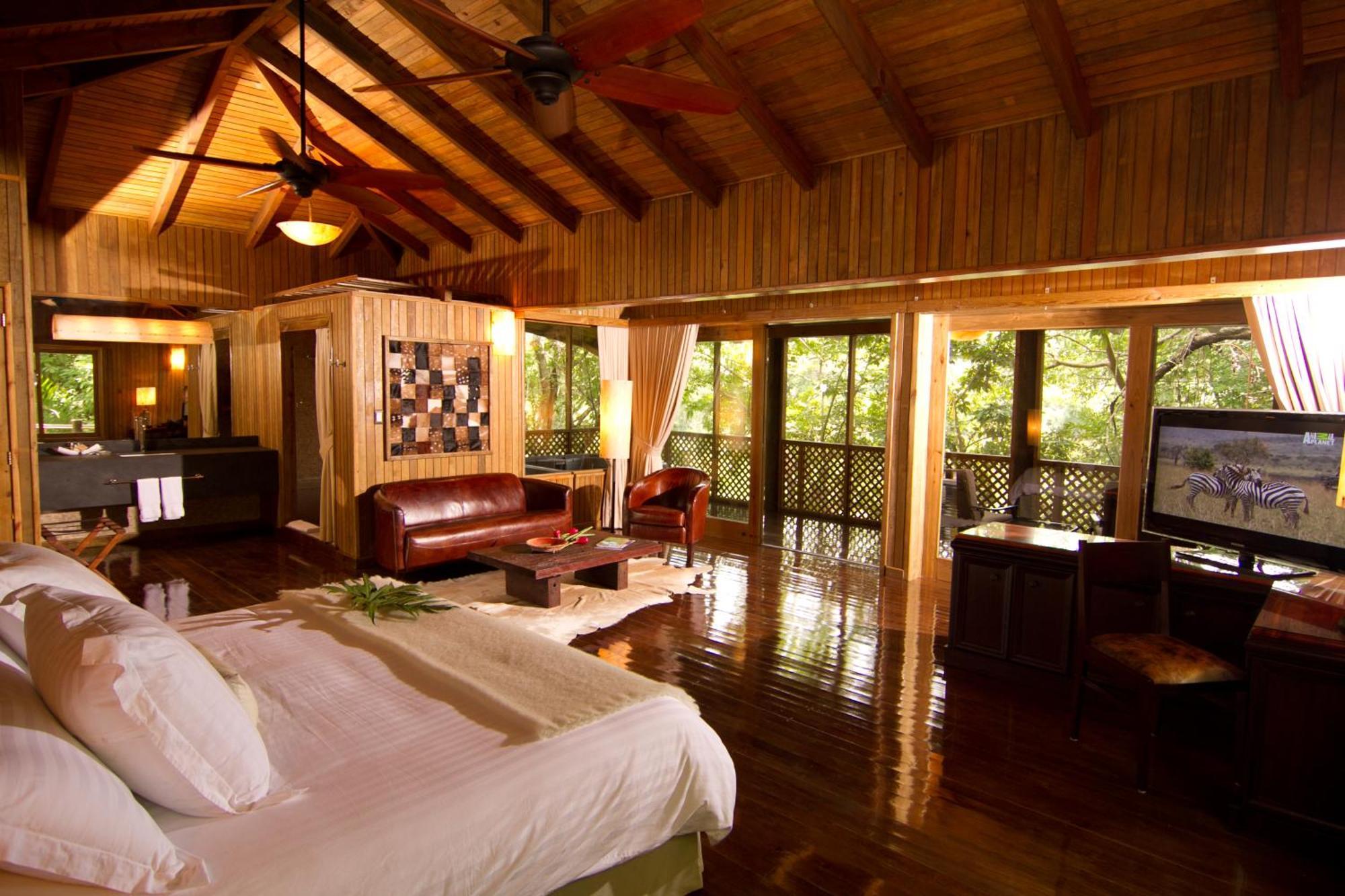 Las Lagunas Boutique Hotel Flores Exterior foto