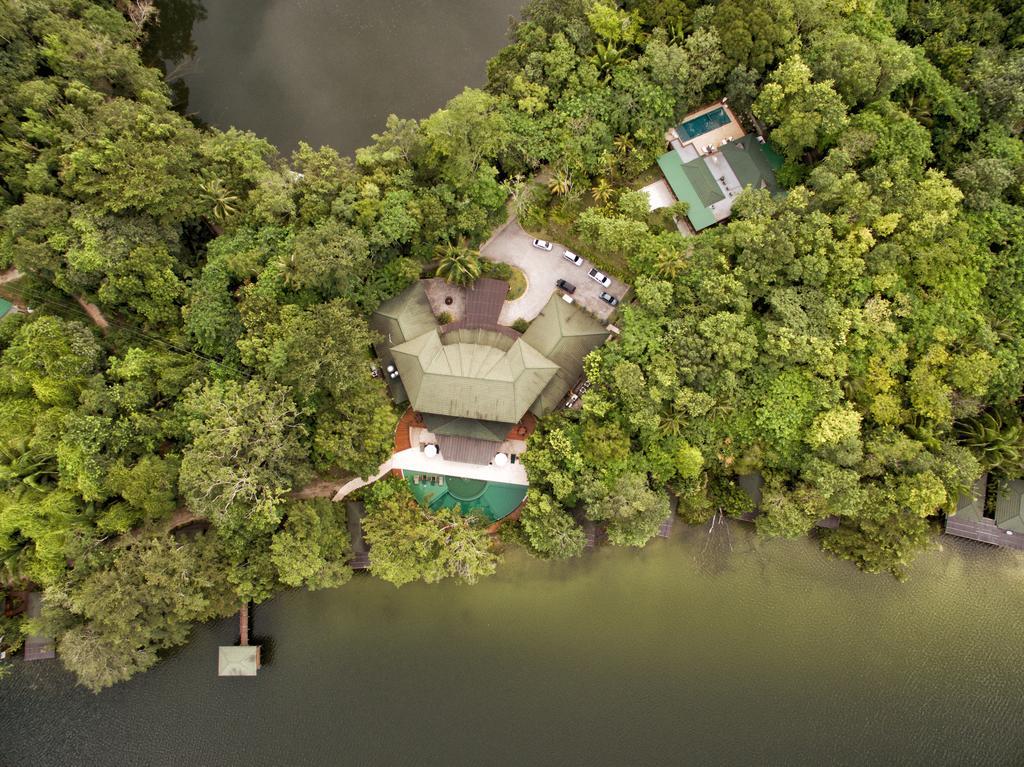 Las Lagunas Boutique Hotel Flores Exterior foto