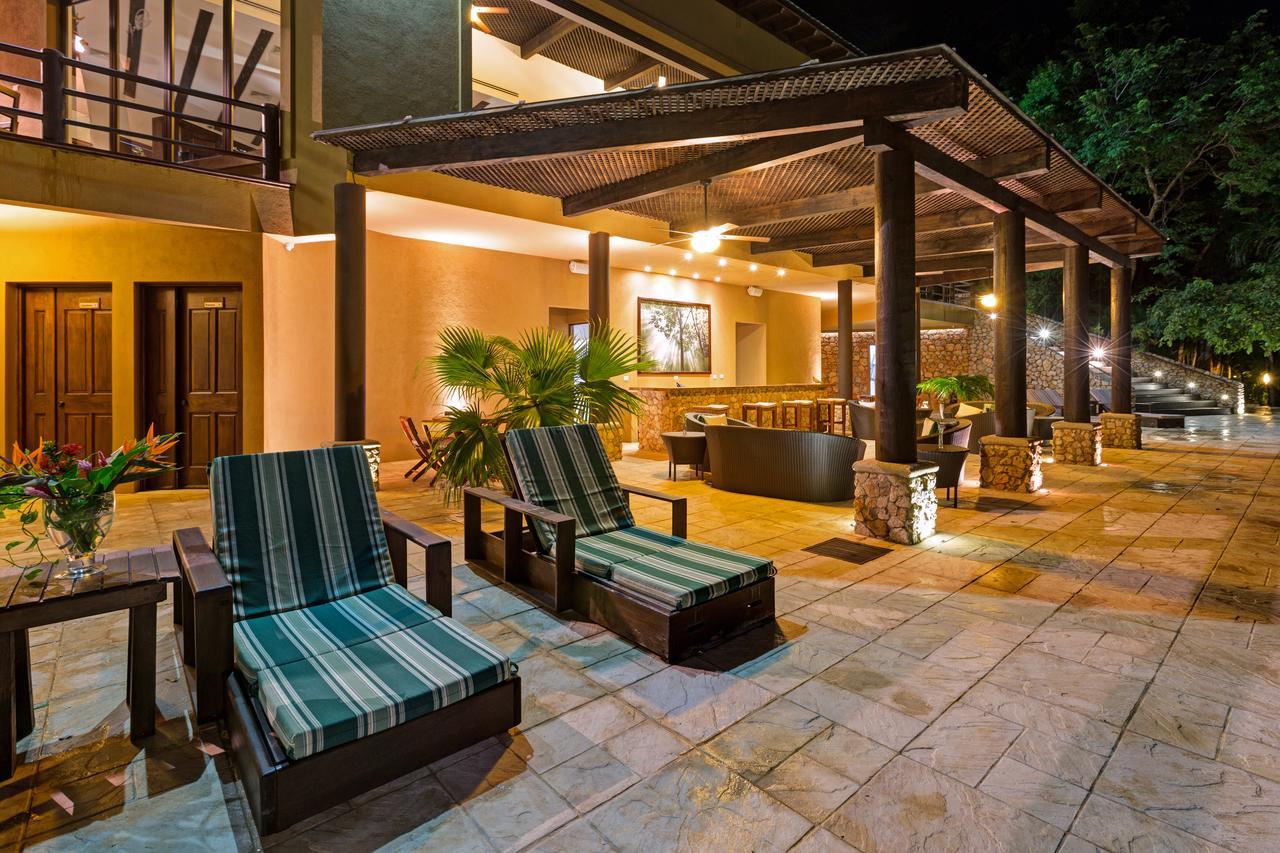 Las Lagunas Boutique Hotel Flores Exterior foto