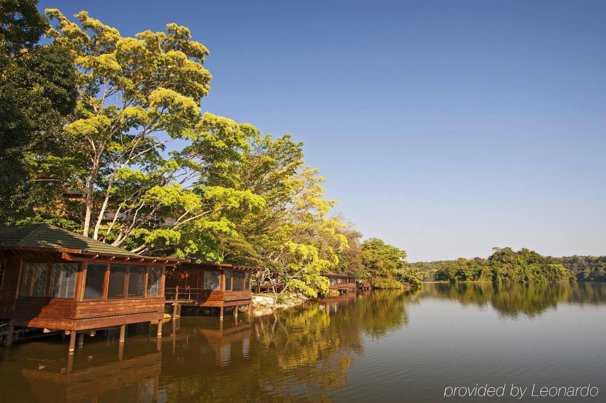 Las Lagunas Boutique Hotel Flores Exterior foto