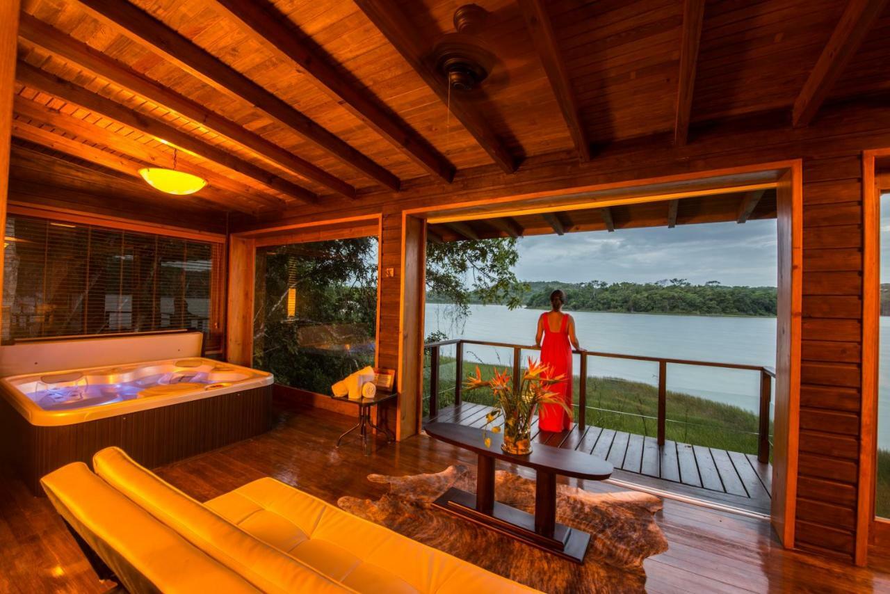 Las Lagunas Boutique Hotel Flores Exterior foto